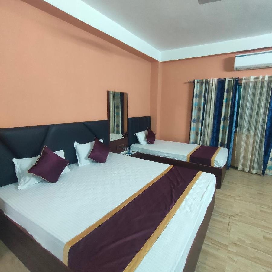 Krishna Shree Residency Hotel Guwahati Luaran gambar